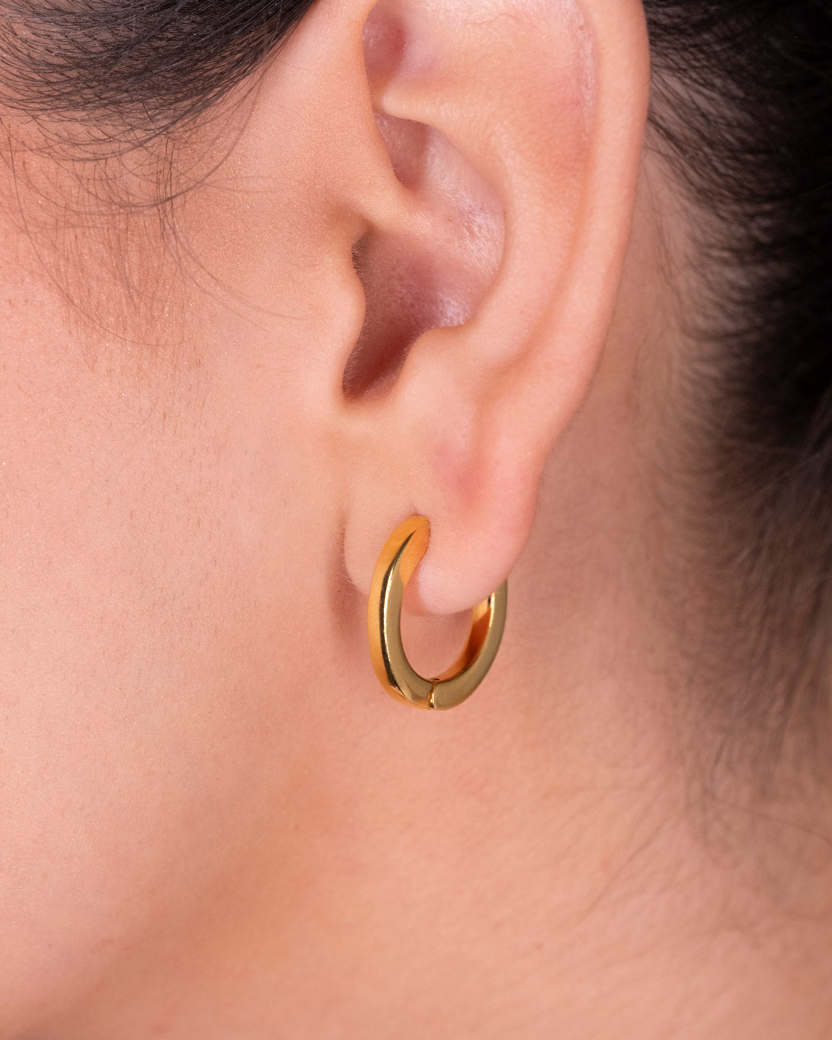 Medium Gold Hoop Earrings